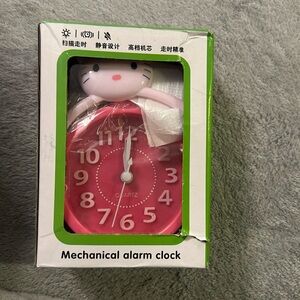 Brand New Hello Kitty Clock/Alarm